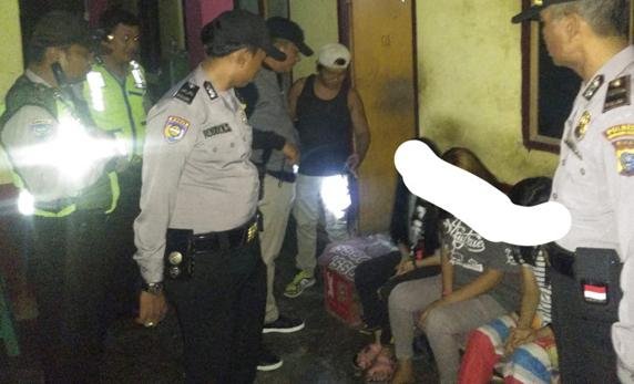 3 Cewek ABG  Diamankan di Wisma